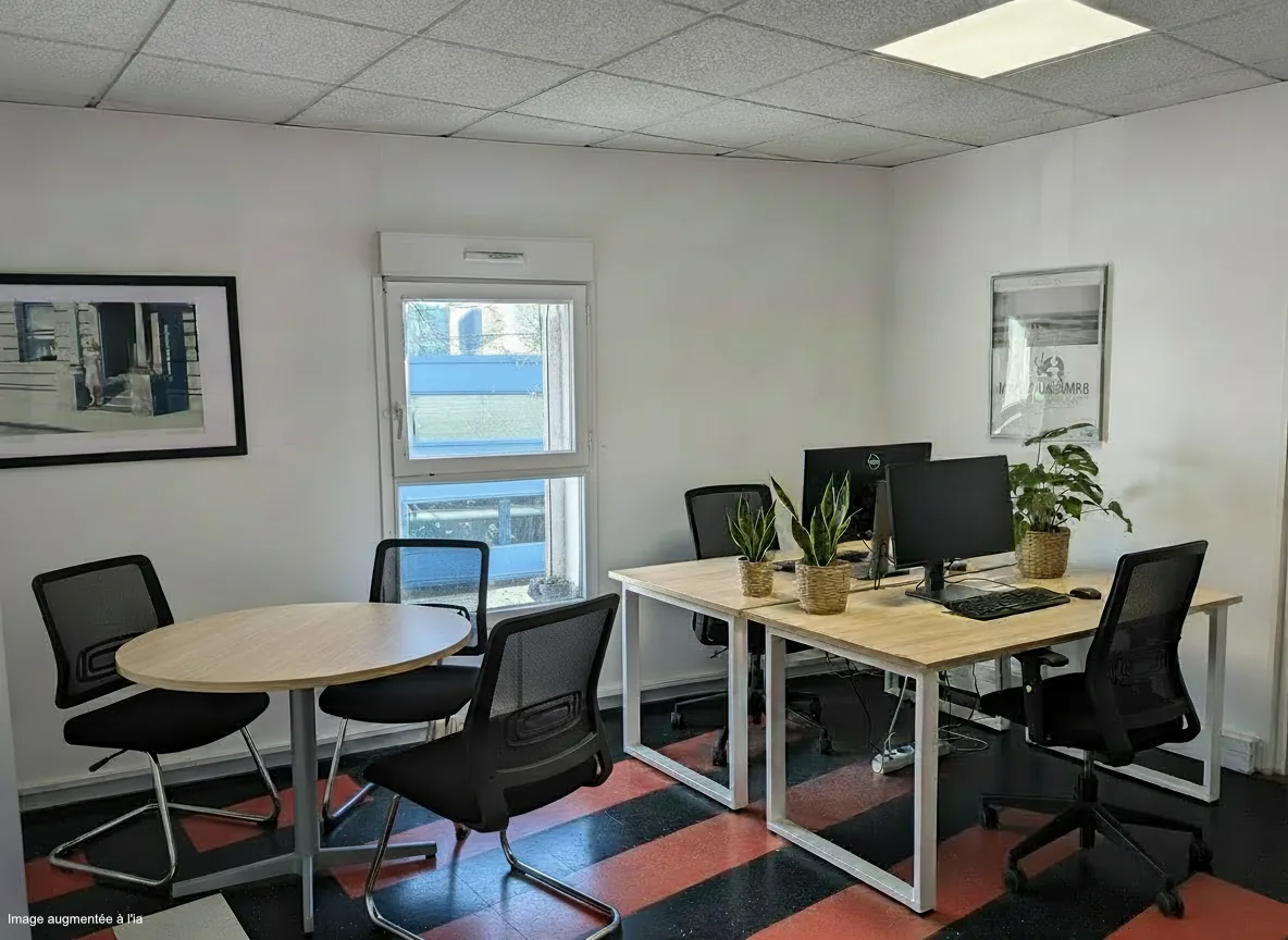 Bureau 21 m² – R+1 – Bureau privatif de 21 m² au bâtiment Galilée, Lormont – Vue 1/1